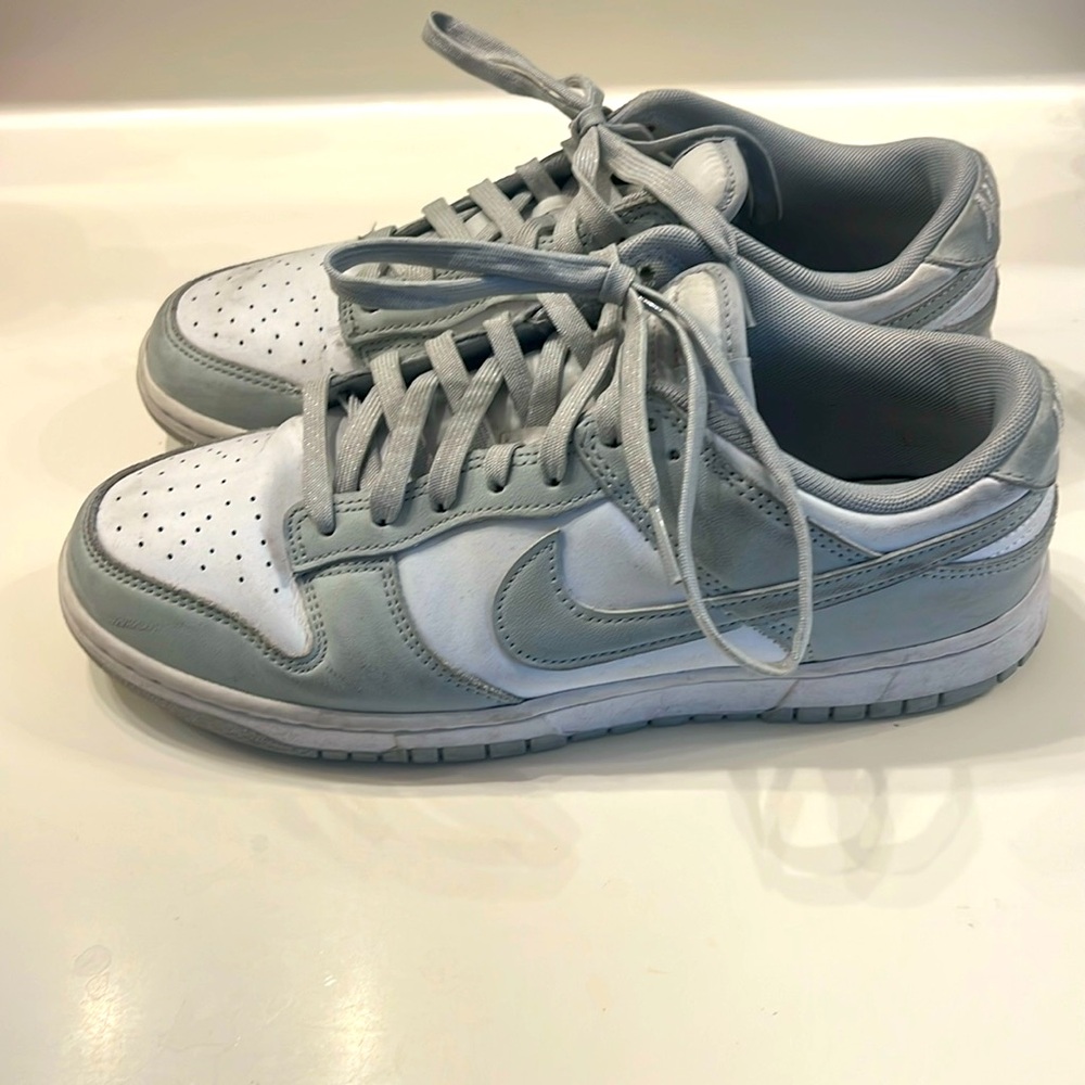MEN'S NIKE DUNK LOW RETRO CASUAL SHOES size 10
